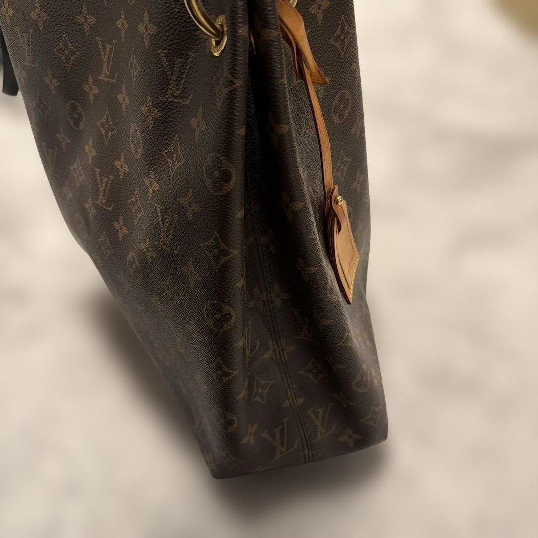Louis Vuitton モノグラムショルダーバッグ