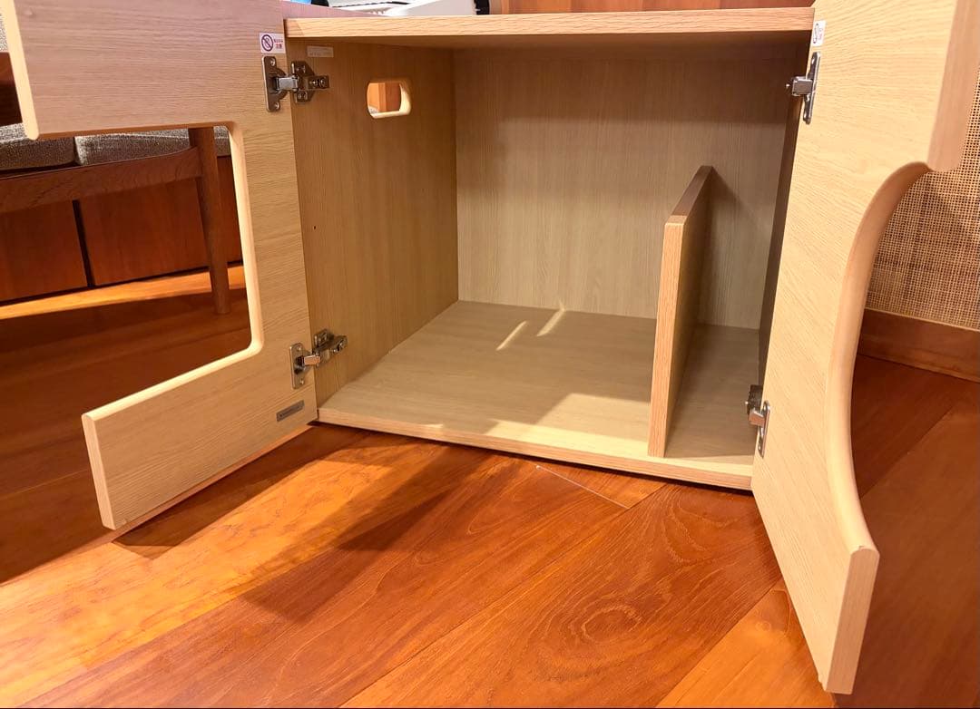 カリモクキャットレストルーム猫トイレ KARIMOKU CAT RESTROOM