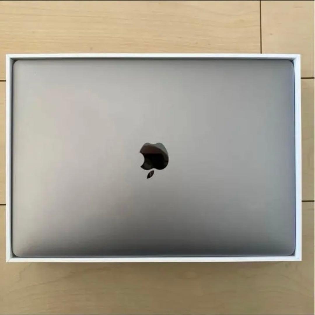 MacBook Air A1932 - USED (中古)
