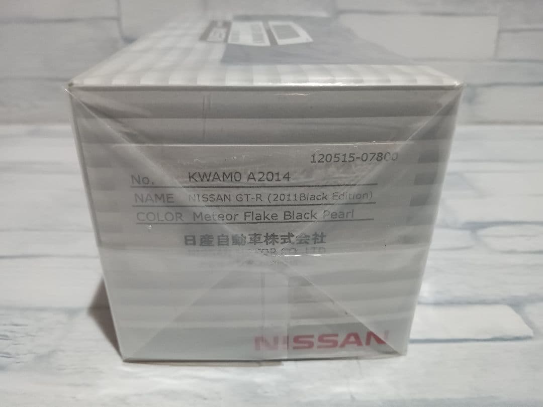 1/43 ディーラー品　日産 GT-R R35 ブラックエディション　ミニカー