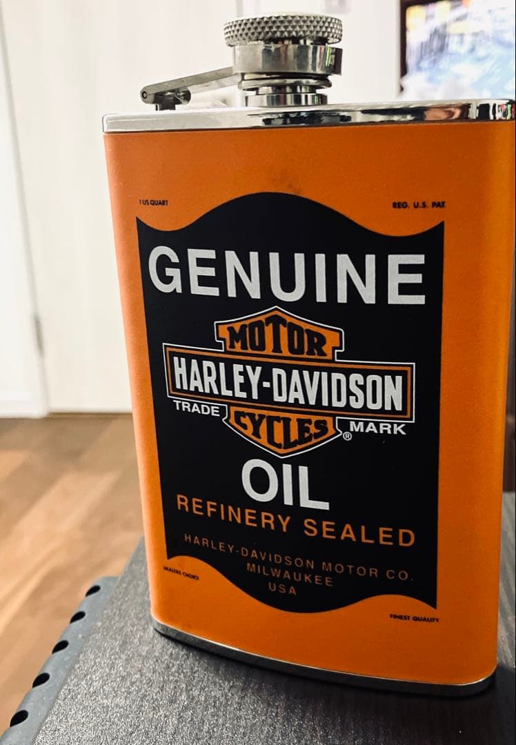 ハーレーダビットソン オイル缶デザイン スキットル & ショットグラス