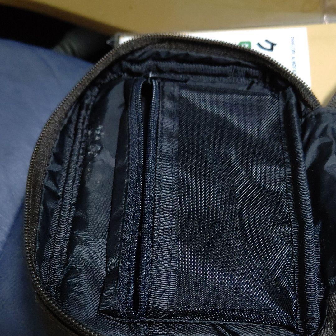 FOX KNIVES【フォックス・ナイブス　替刃付き　ケース付き