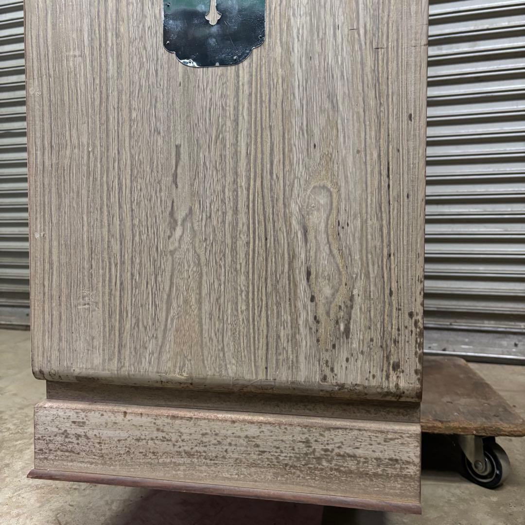 賀茂桐箪笥　通産大臣指定伝統的工芸品　着物