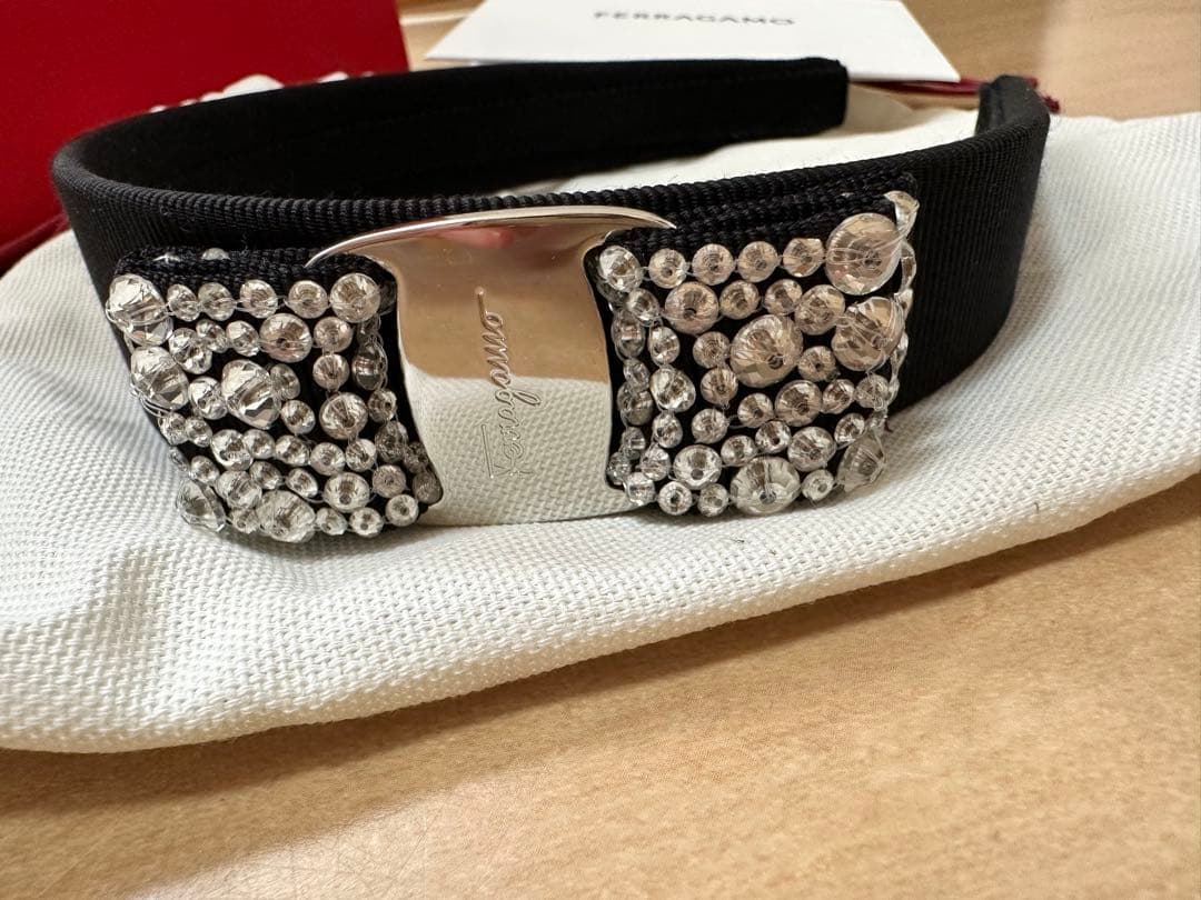 Ferragamo ビジュー付きカチューシャ