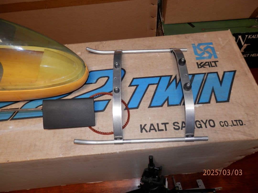 ラジコンヘリ カルト製２０バロンMX 組み立て