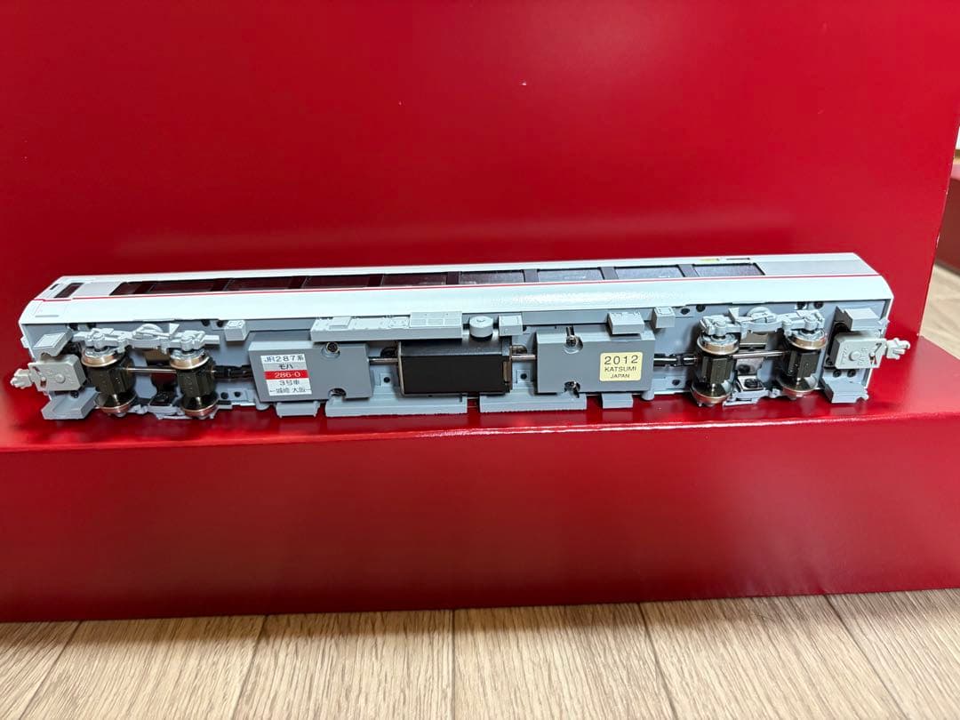 カツミ製JR西日本287系特急型電車