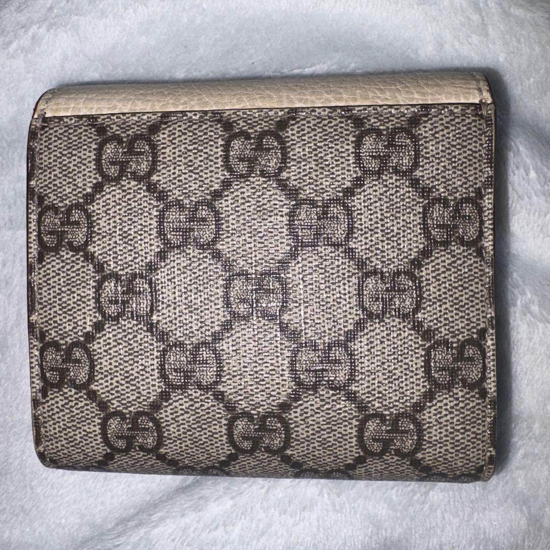 【美品】GUCCI ミディアムウォレット⭐︎白
