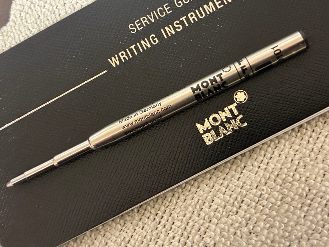 k*n様 ◾️プラチナ◾️モンブラン◾️マイスターシュテュッククラシックP164