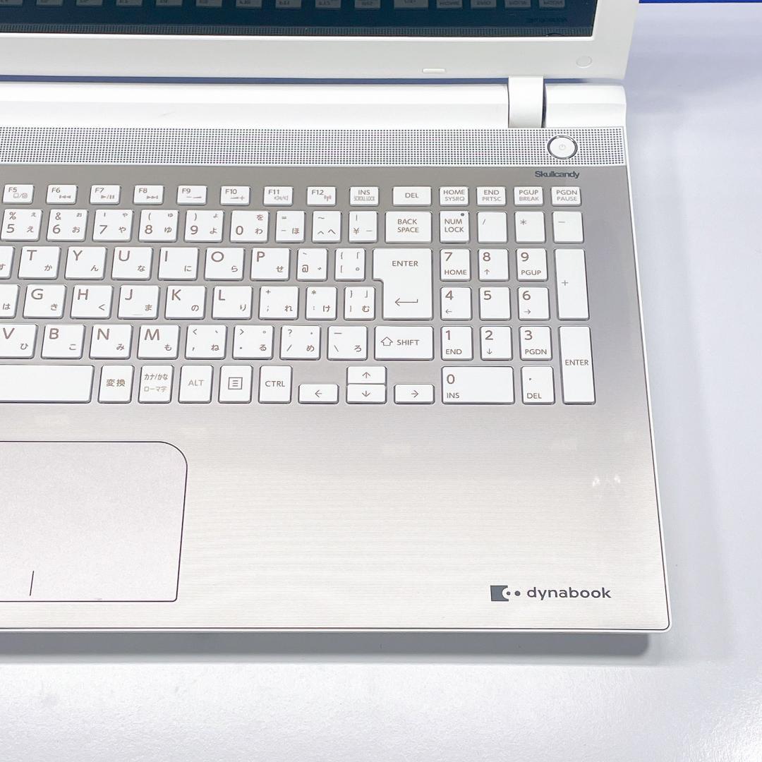 Windows11✨ゴールド✨快速SSDブルーレイ✨東芝 カメラ付ノートPC薄型
