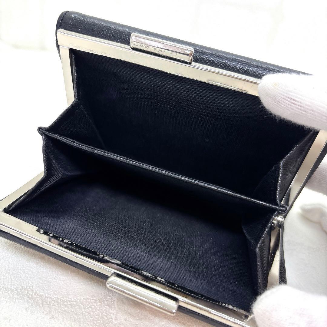 美品✨BURBERRY バーバリー ノバチェック 二つ折り財布 がま口 ブラック