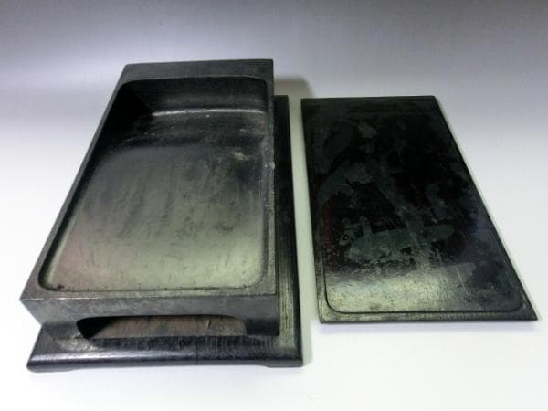 硯■説築博巌 大すずり 大振り 古い硯石 書道道具 木蓋 木箱入り 骨董品■