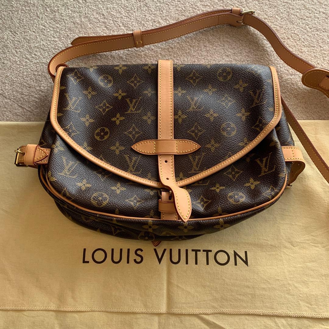 Louis Vuitton ソミュール　モノグラム ショルダーバッグ