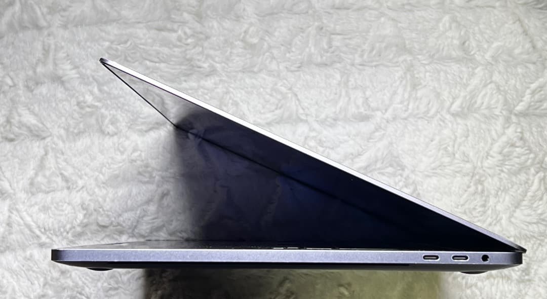 可動品♪〜MacBook Pro & Windows 16-inch 2019年