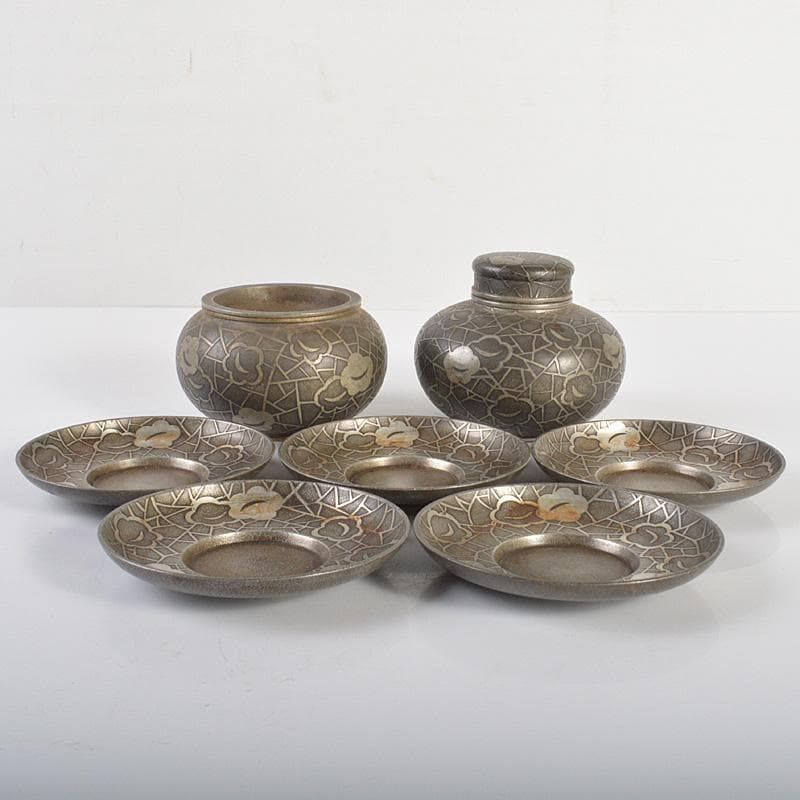 本錫　継山造　花文　茶壷　茶こぼし　茶托五客　合計約1027g　D　R6699