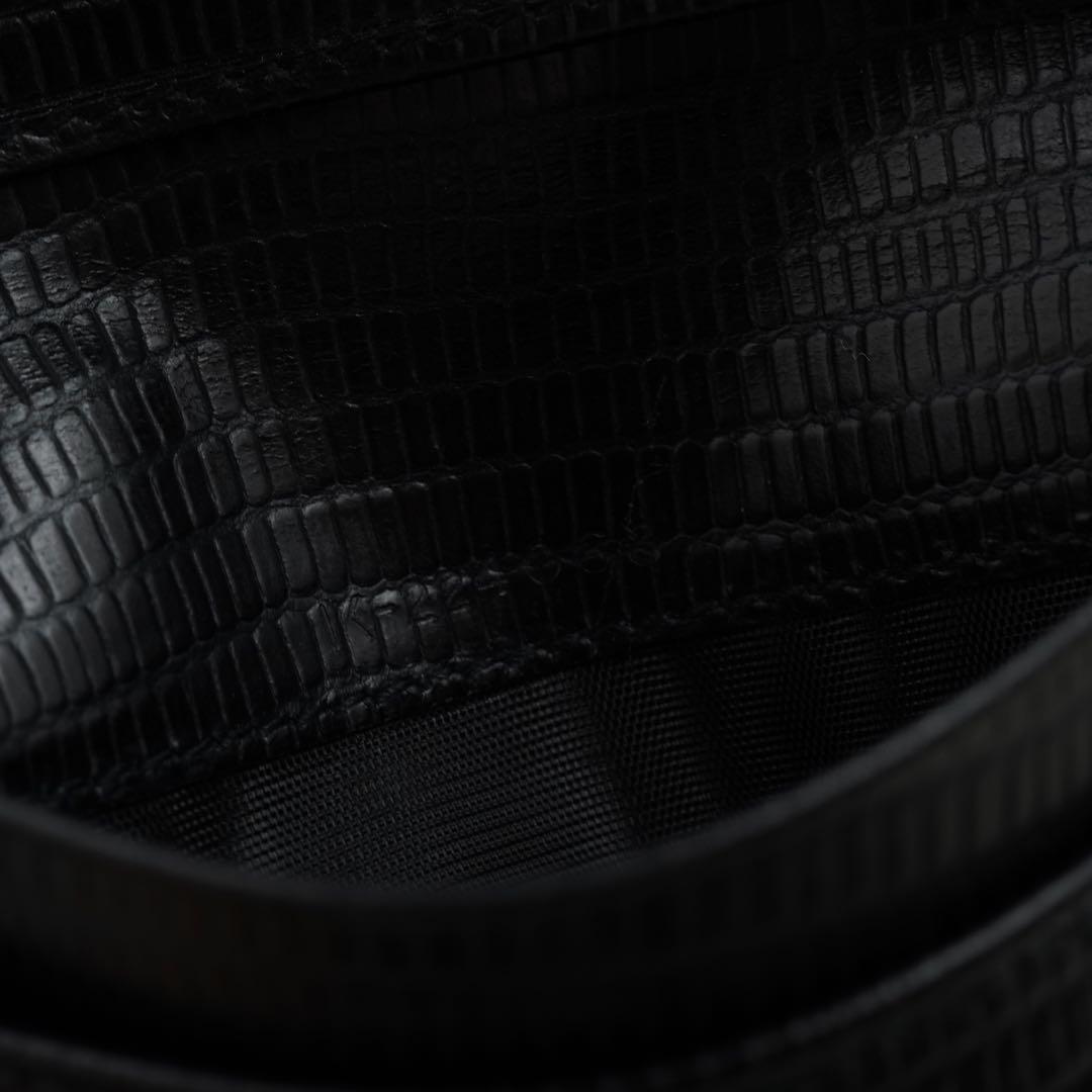 新品未使用品　Salvatore Ferragamo 二つ折り財布　ヴァラリボン