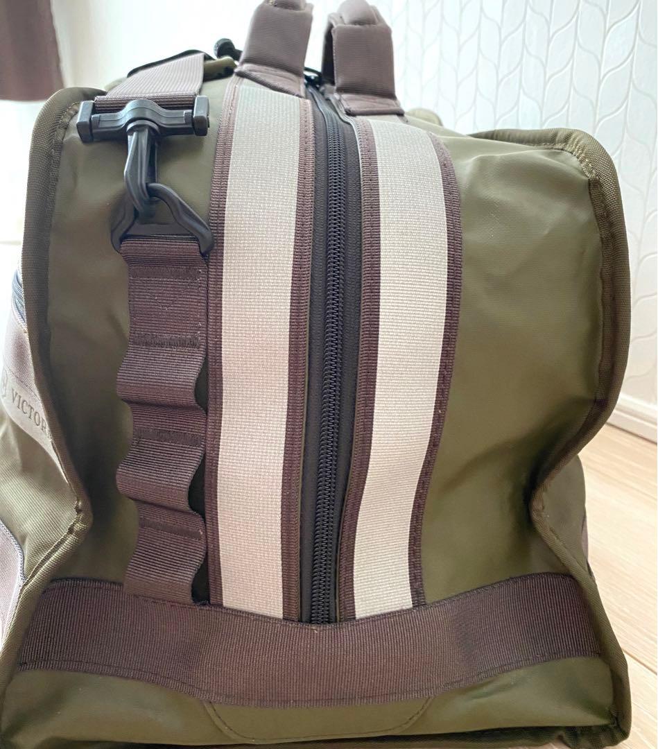 【新春SALE】極美品VICTORINOX ビクトリノックス　ボストンバッグ 緑
