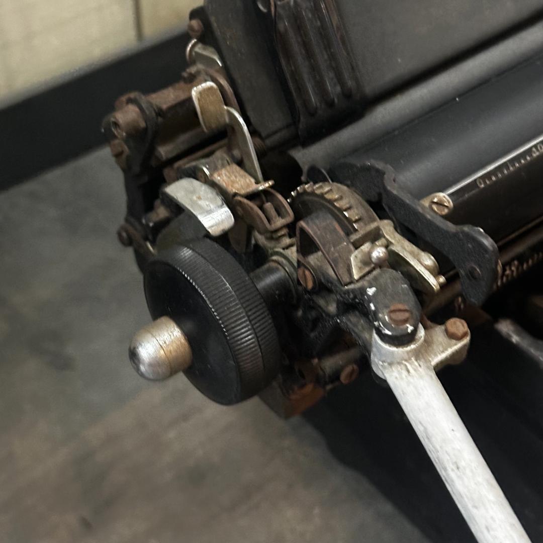 Remington Rand タイプライター Model Seventeen