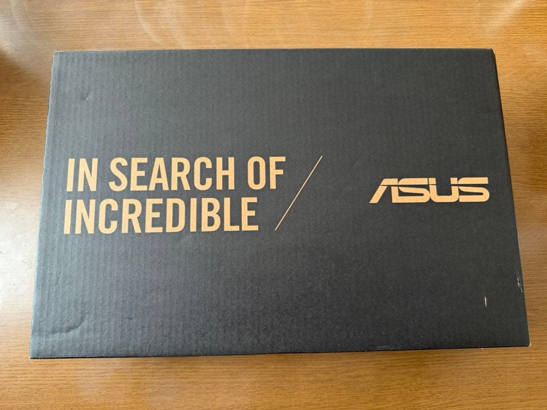 ASUS Zenbook Pro 14 Duo OLED UX8402ZE美品