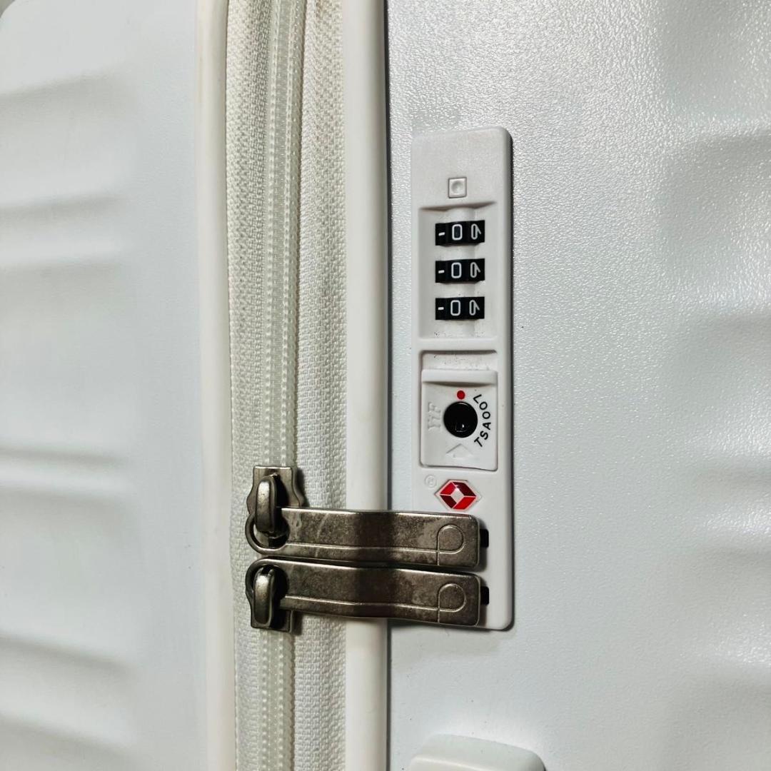 【希少】PROTECA プロテカ ココナホワイト 68L キャスターストッパー