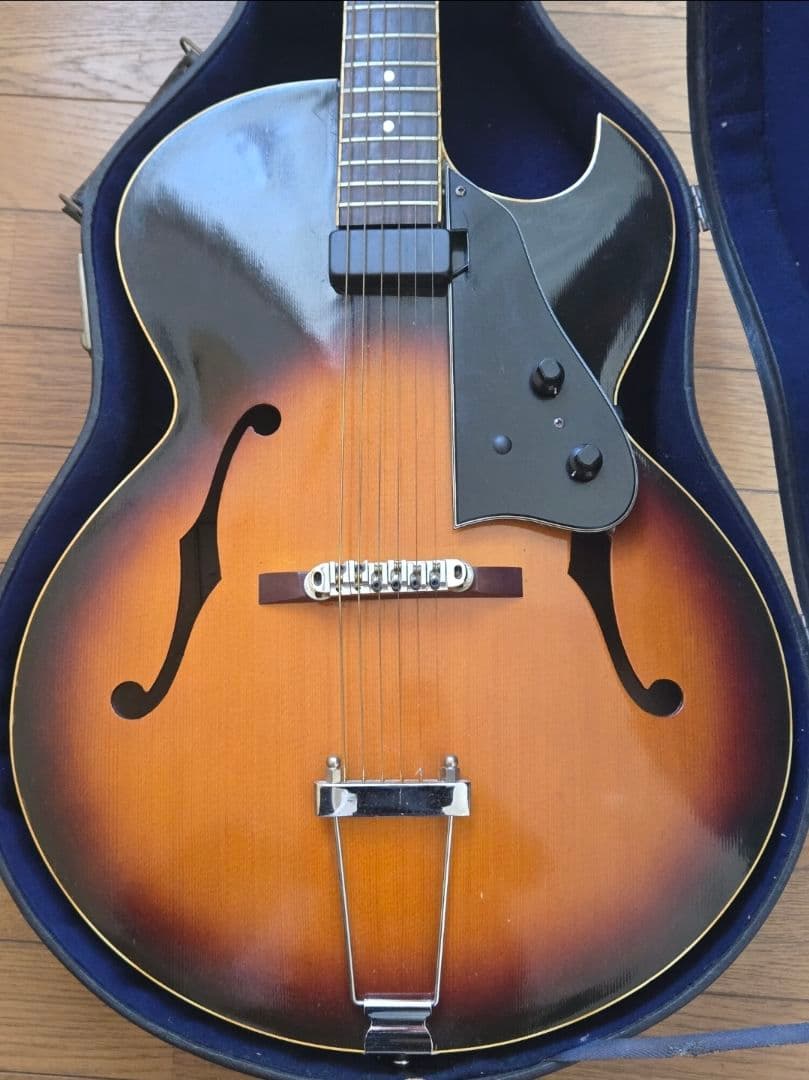 Chaki P-70 Salvatore ピックギター 1970年代製