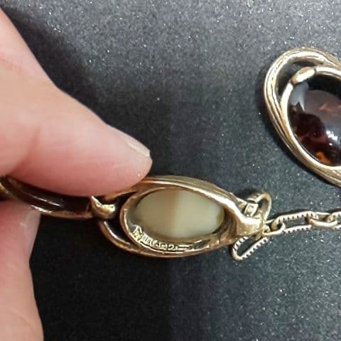 イギリス ヴィンテージ MIRACLE社 琥珀のブレスレット