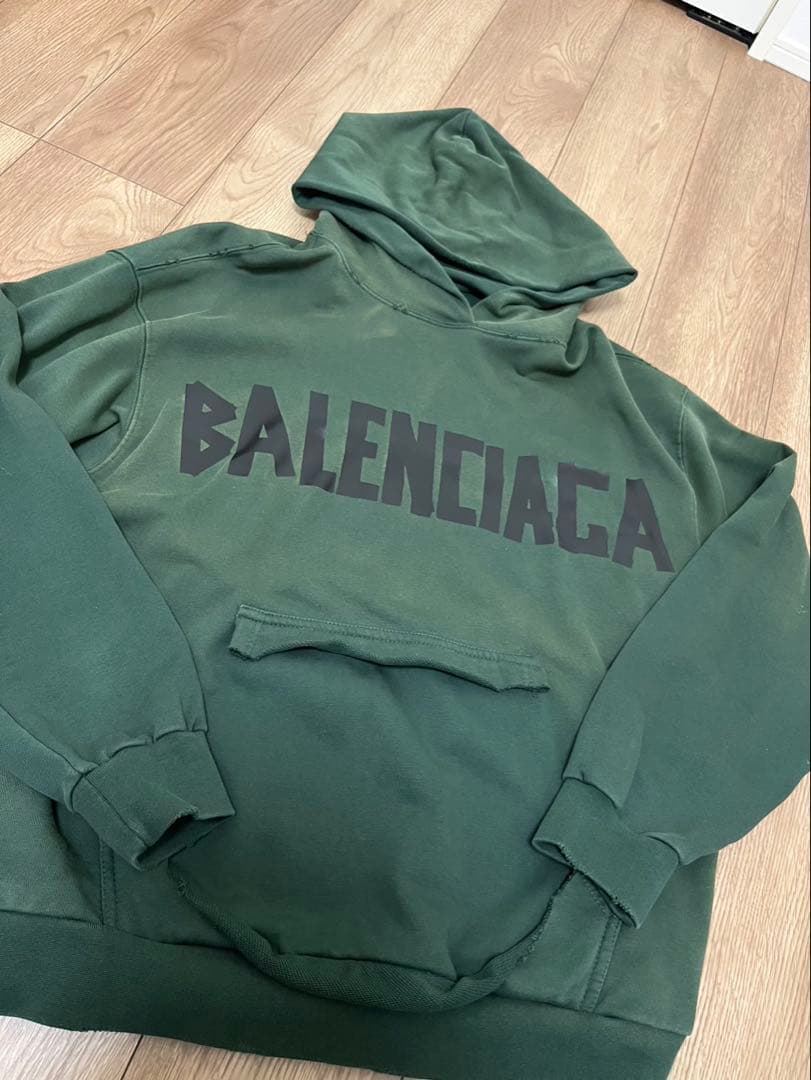 BALENCIAGA パーカー