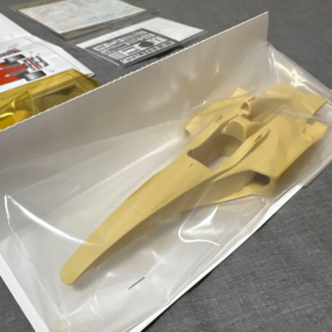 スタジオ27 1/20 レジンキット　フェラーリ　F1-2000 未組立