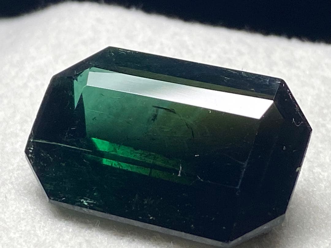 トルマリン　ルース　裸石　15.5 ct