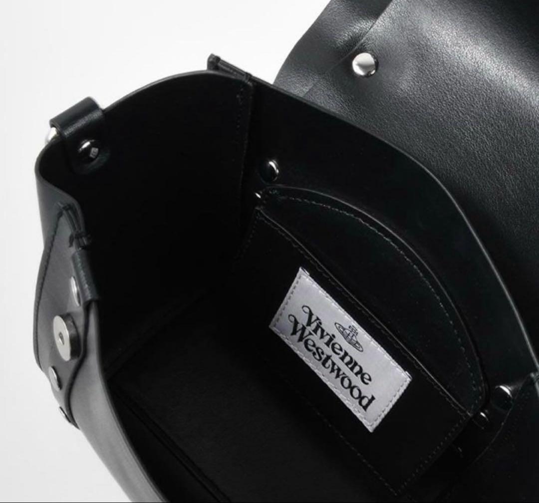 新作　Vivienne Westwood BETTY MINI ハンドバッグ