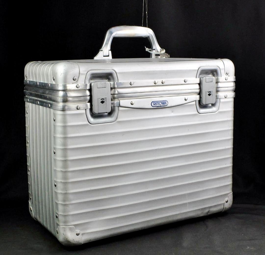 リモワ TOPAS『パイロットケース』アルミニウム（XL）38L（1420）