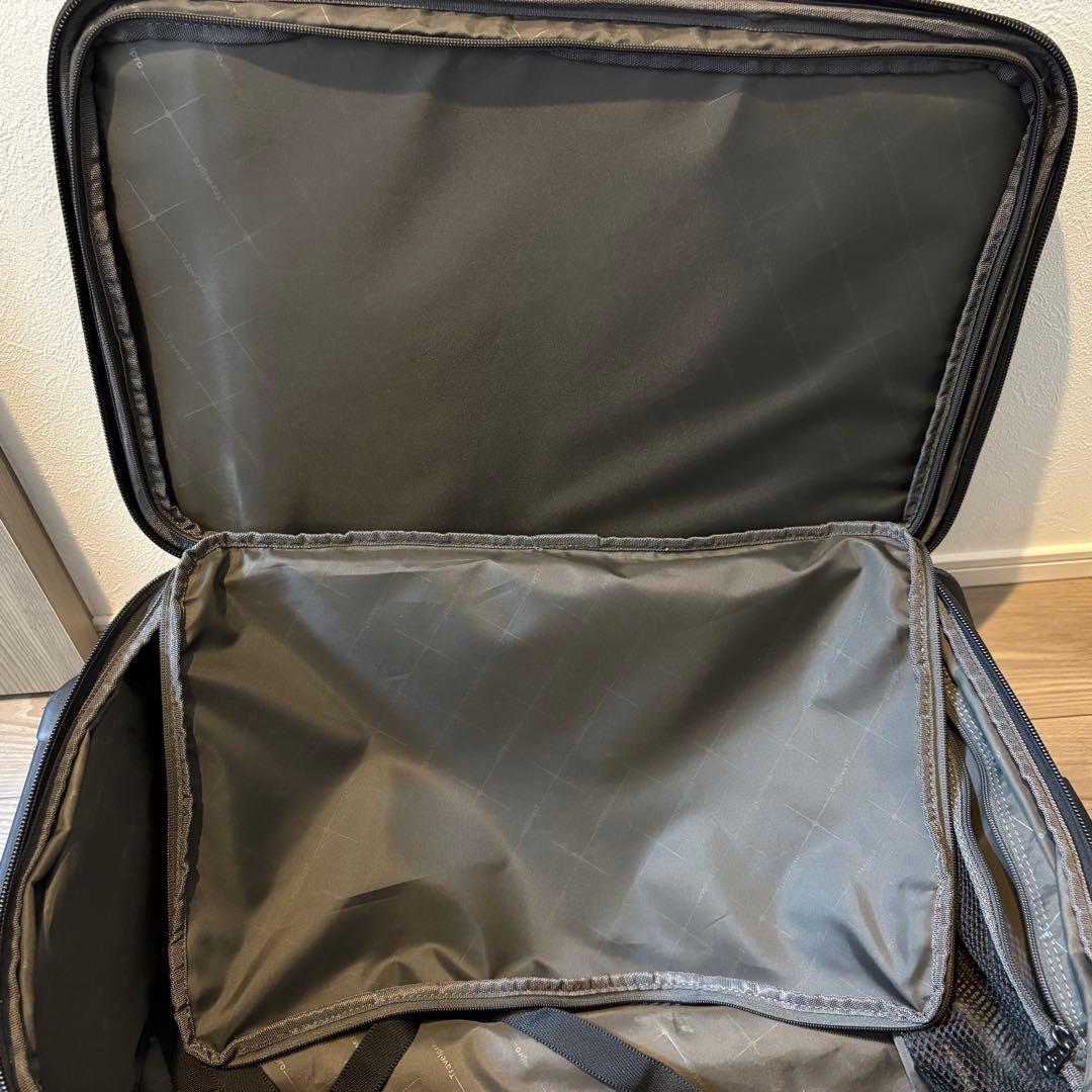 Travelpro FlightCrew 5 22” Expandable