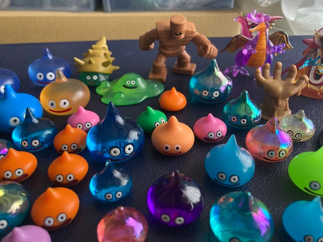 ドラゴンクエストシリーズ　スライムいっぱい