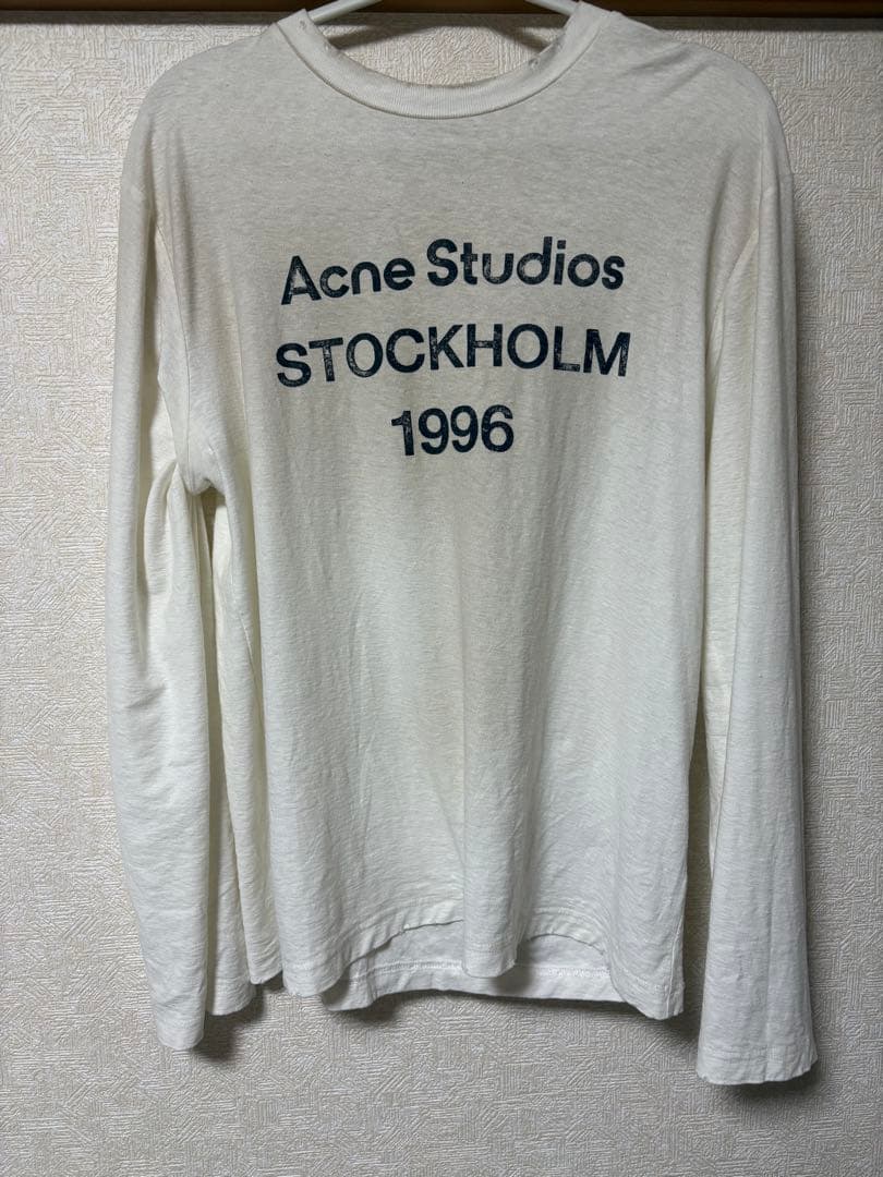 Acne Studios ロンT