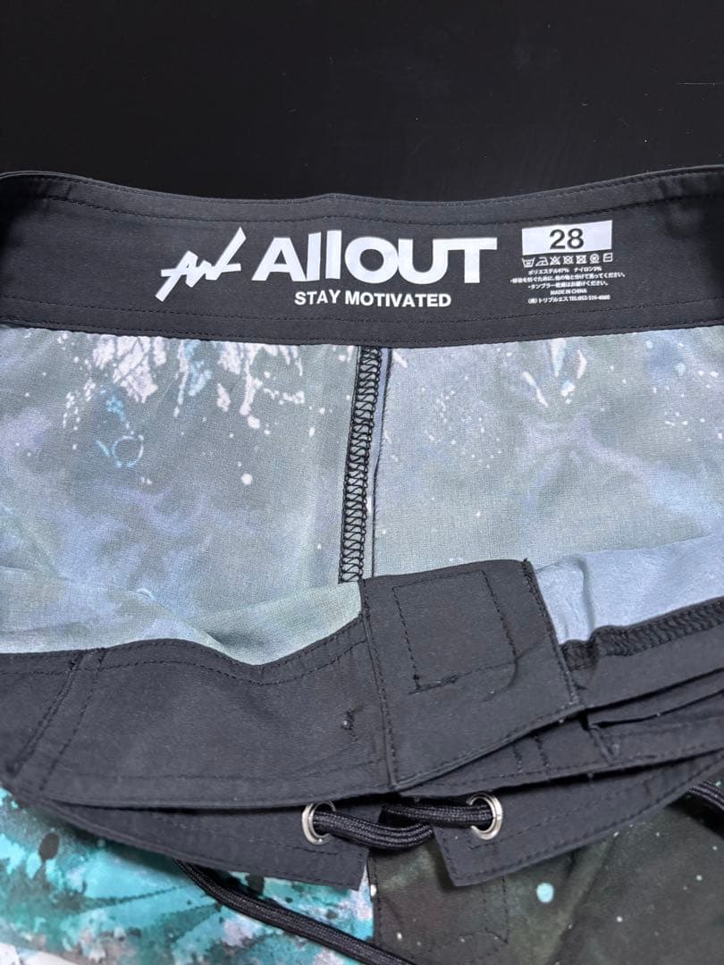 ALL OUT ステージショーツ メンズフィジーク 28