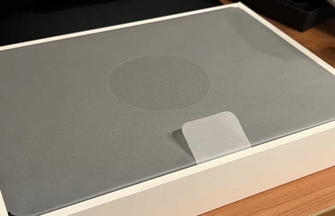 M2 MacBook Air 8G / 512G 本体、箱、付属品一式