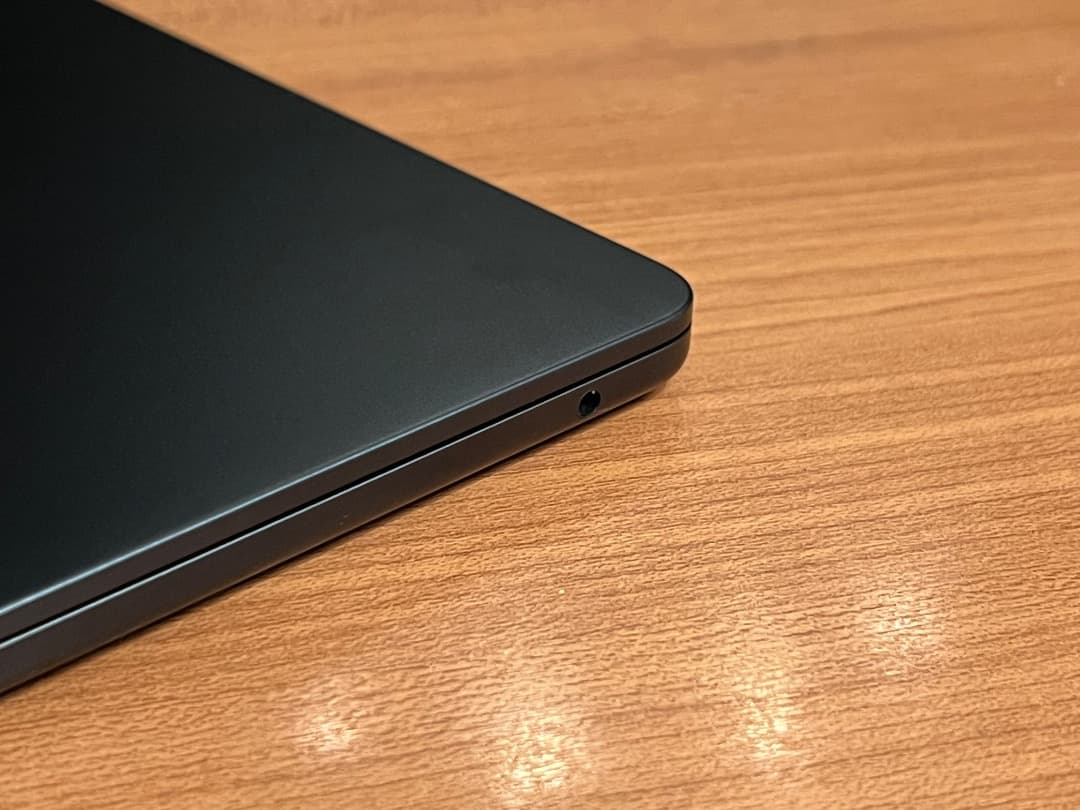 M2 MacBook Air 8G / 512G 本体、箱、付属品一式