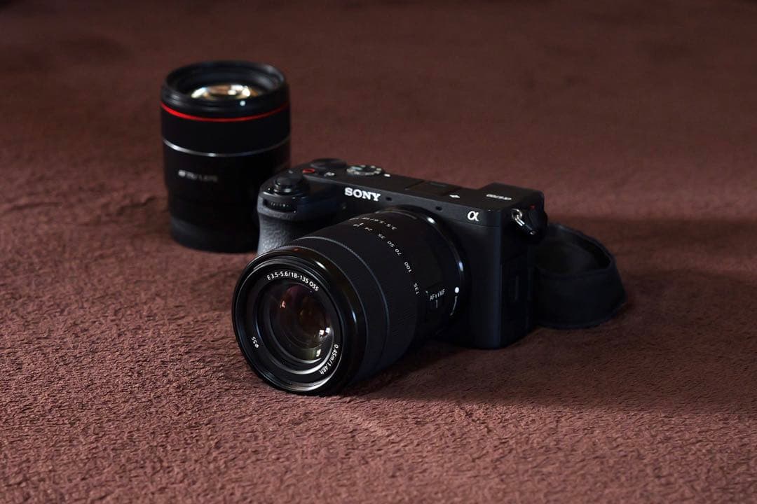 Sonyα6700 ミラーレス一眼カメラ レンズ2種類付き