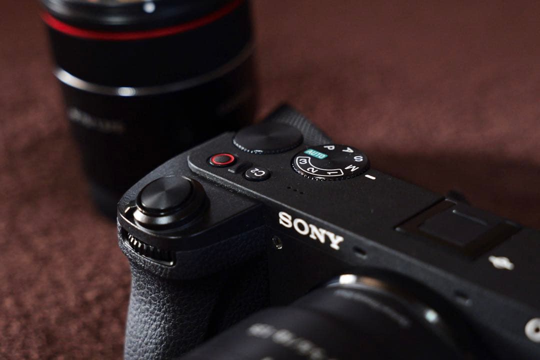 Sonyα6700 ミラーレス一眼カメラ レンズ2種類付き