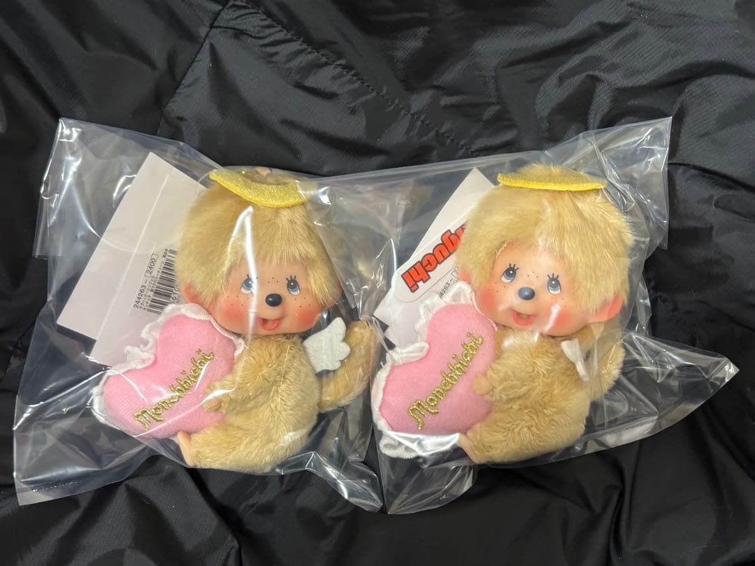 モンチッチ ラブハッピー　エンジェル　50周年　キーホルダー　天使　ハート×2