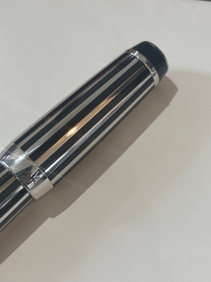 モンブラン　限定ローラーボールペン