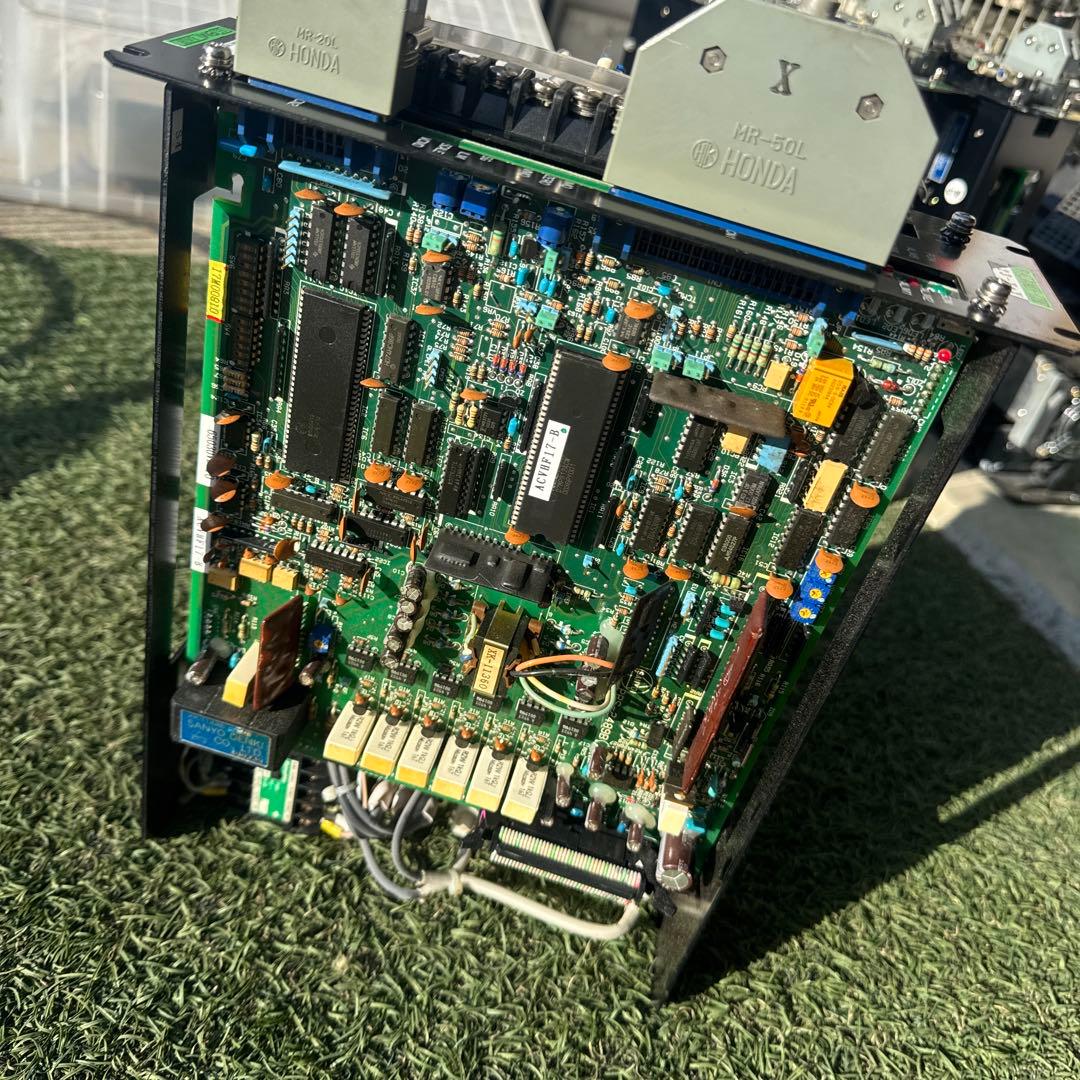 サンヨー デンキ 65BA030VDT10 サーボ アンプ 動作保証付き