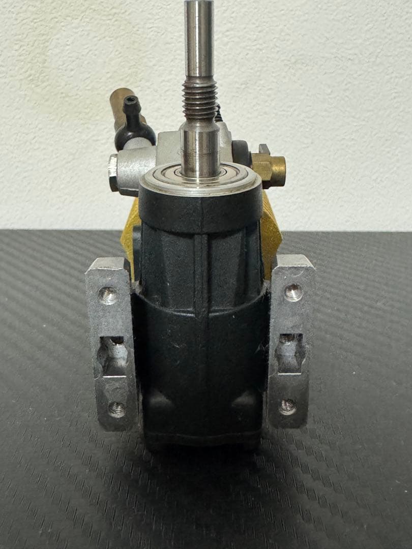 OS MAX CV-R 2ストロークエンジン