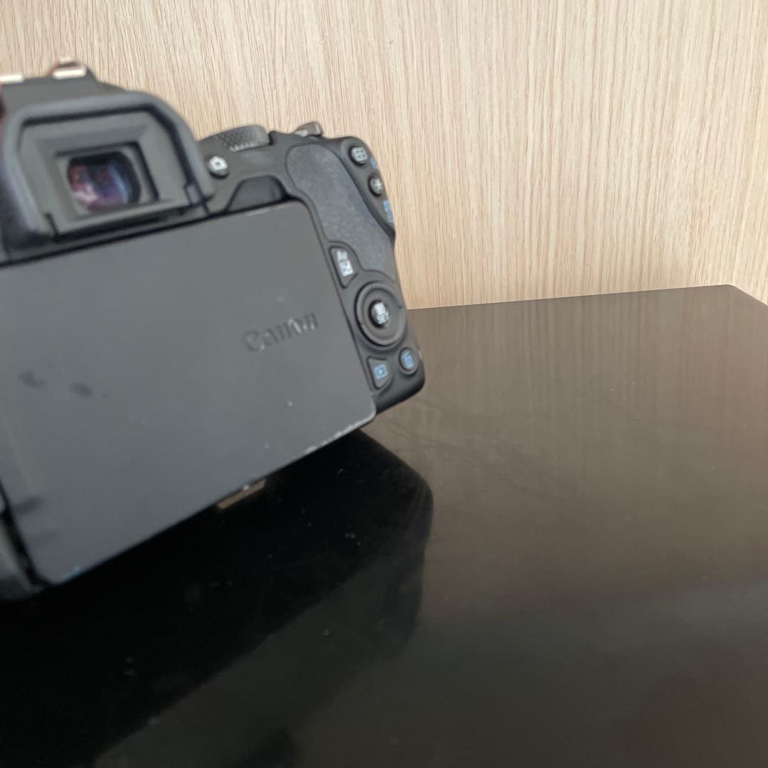 【破格】Canon EOS Kiss X9 ダブルズームキット