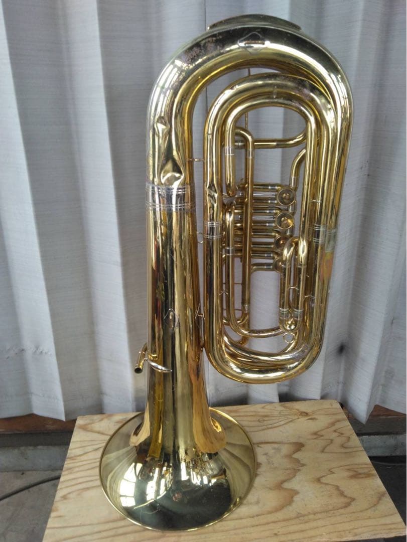 チューバ　管楽器（大）J Michael
