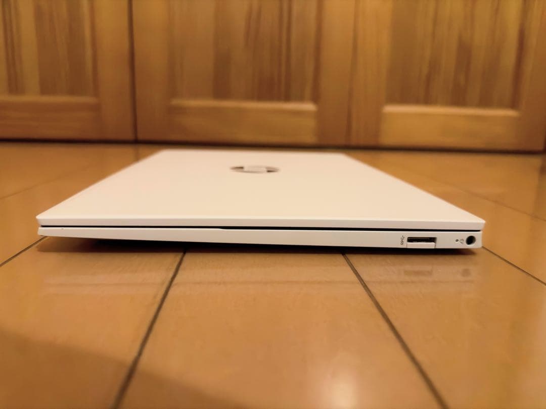 HP Pavilion Aero 13 ノートPC 本体(一部キーボード故障)