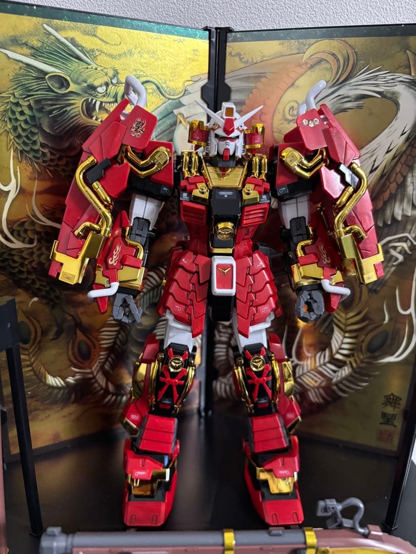 ガンプラ　MG 真武者ガンダム　戦国の陣　アクリルケース付き