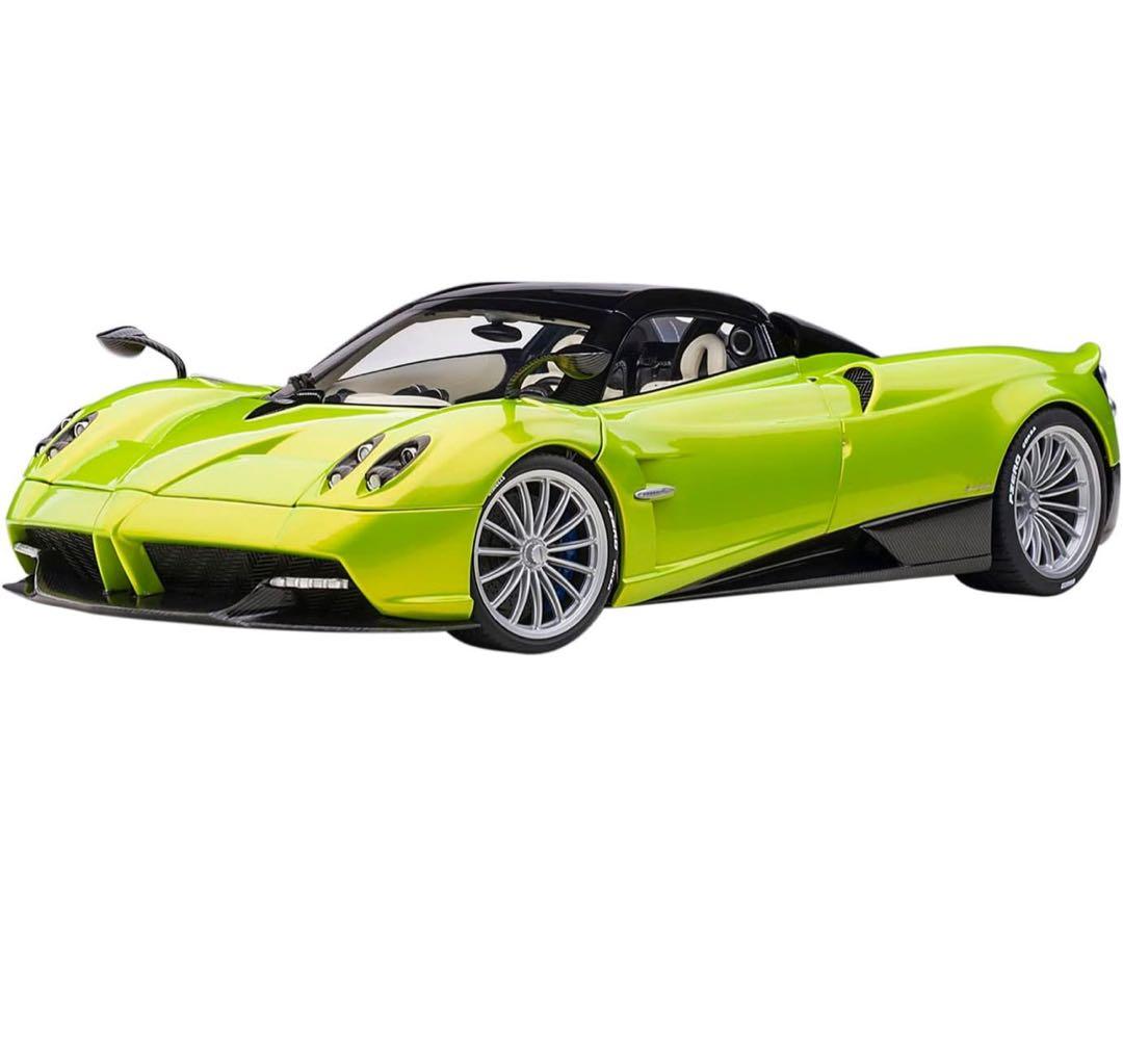 AUTOart パガーニ　ウアイラ　1:18