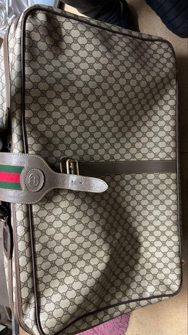 Gucci GGパターン トラベルポーチ