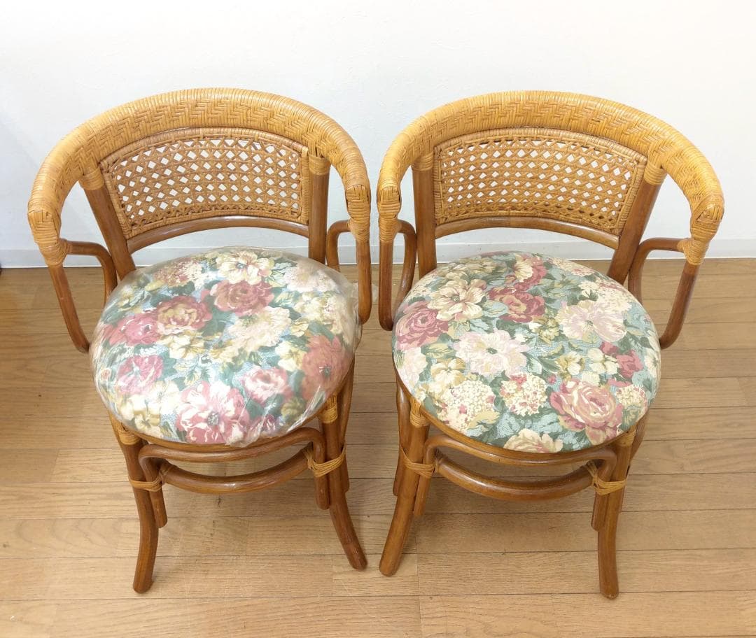 美品 籐家具 ラタン ダイニングテーブル サイドテーブル チェア ３点セット