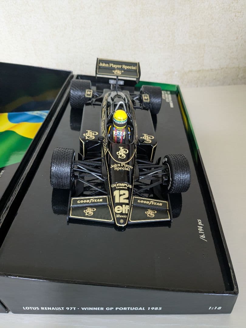 F1 MINICHAMPS 1/18 ロータスルノー97T アイルトン・セナ